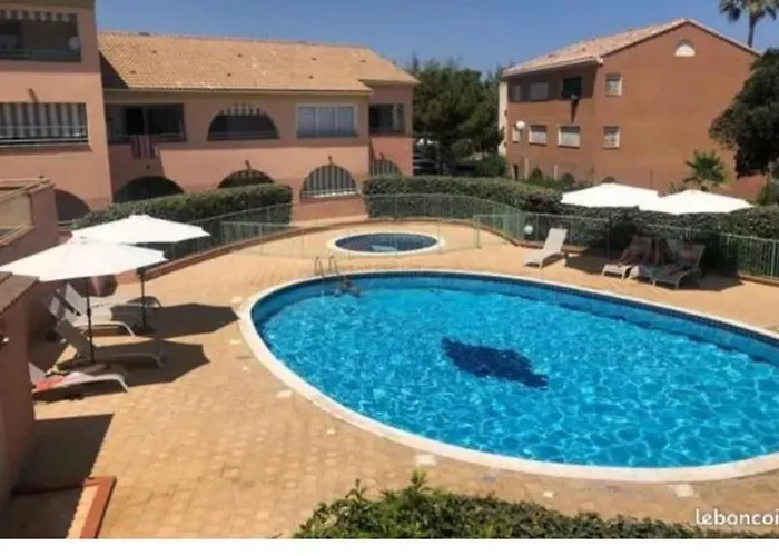 , Les Marines De Bravone *